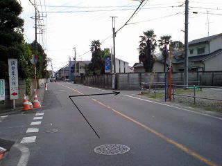 路地入口の写真