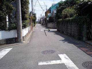 路地右折点の写真